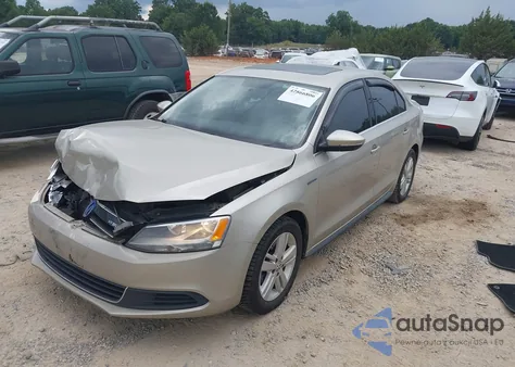 2013 Volkswagen Jetta Hybrid Sel from USA, damaged, VIN 3VW637AJ1DM309414